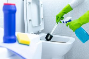 نظافت سرویس بهداشتی را چگونه انجام دهیم؟