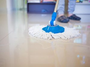 تمیز کردن کفپوش سرامیکی خانه