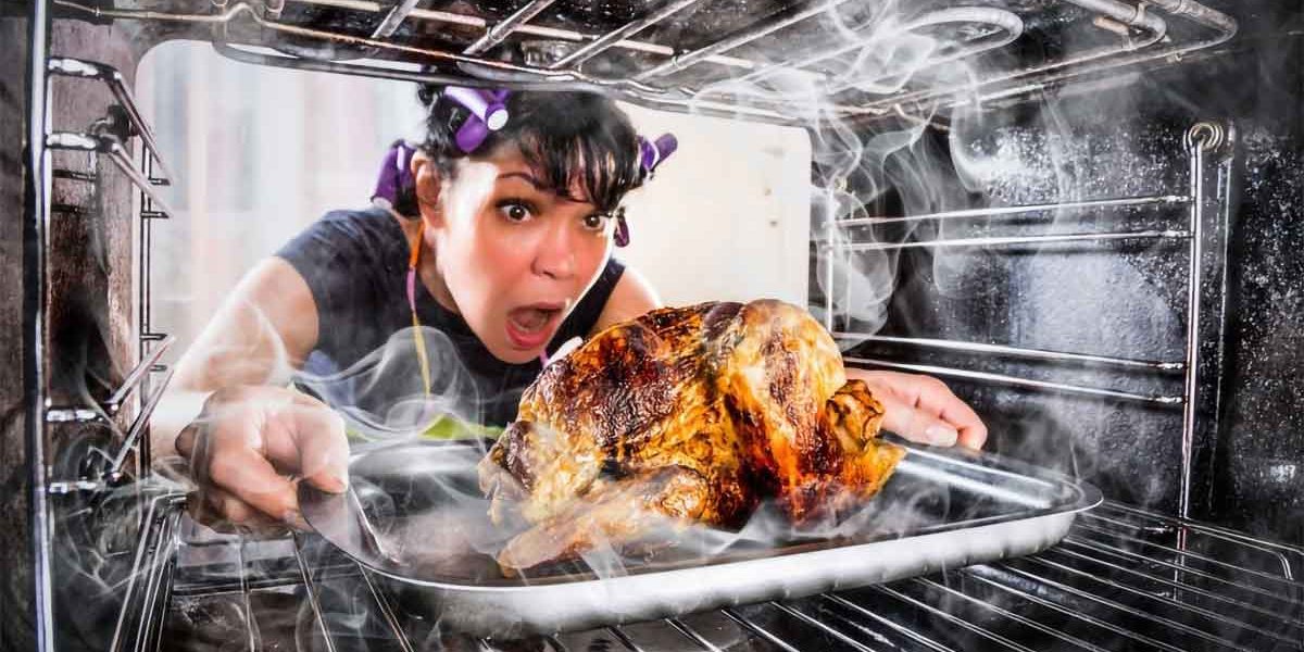 how-to-remove-burnt-smell-from-food رفع بوی سوختگی از خانه