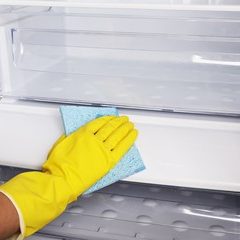 بهترین روشها برای تمیز کردن یخچال و فریزر بهترین روشها برای تمیز کردن یخچال و فریزر